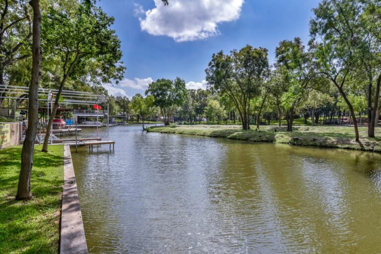 b89adf19 bcb9 4be6 a785 e093f50267b9.f10 768x513