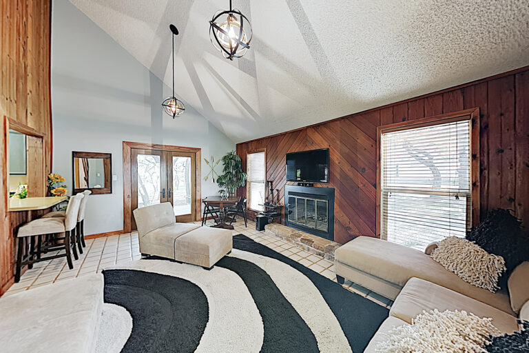 424 bedford 2 768x512