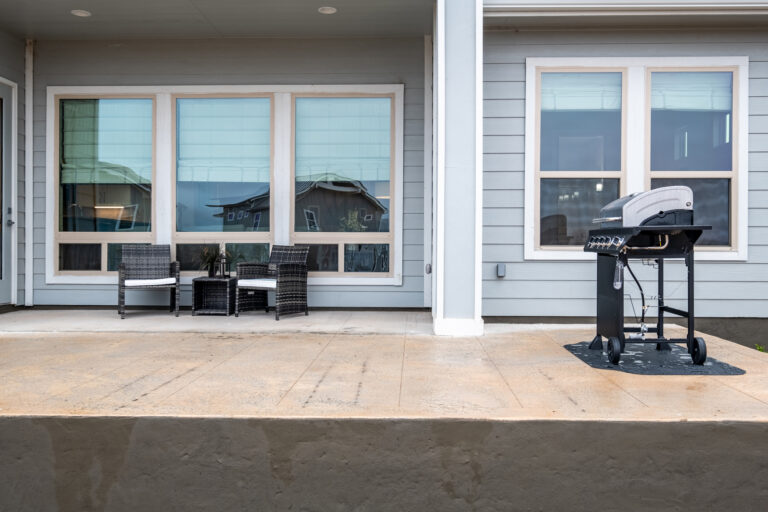 original 952569410 768x512