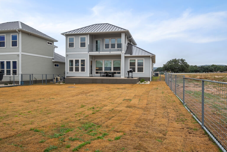 original 952569493 768x514