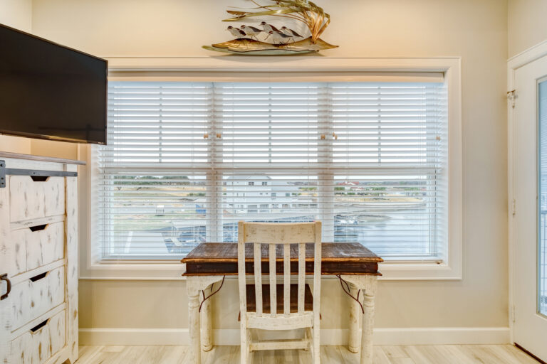 original 953892719 768x512