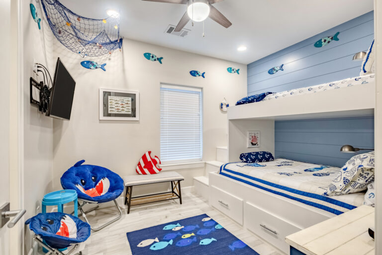 original 953893148 768x512