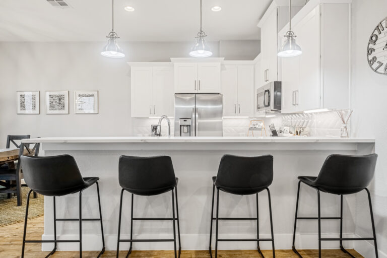 original 952568317 768x512