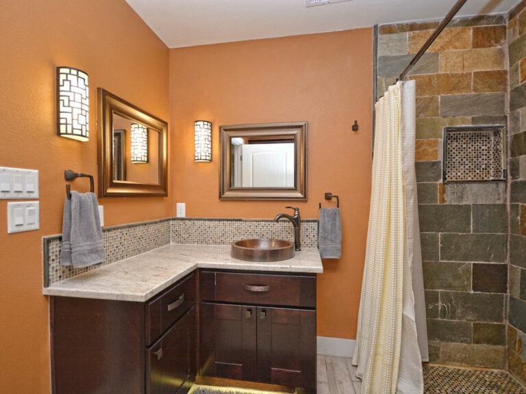 e063c200.f10 768x576