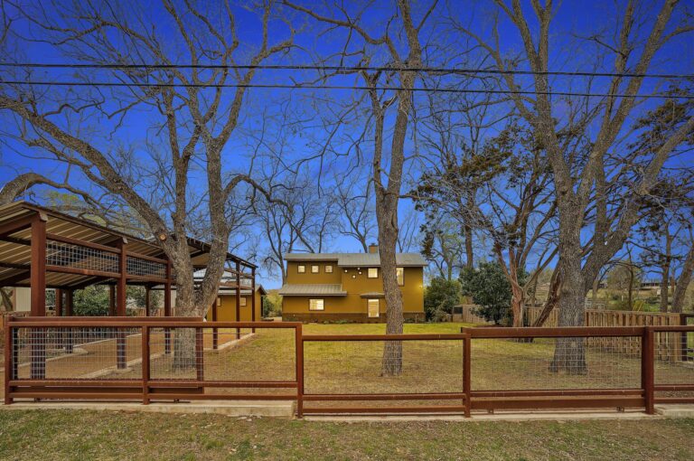 1100 Long Mountain Dr003 11226375 TW 768x510