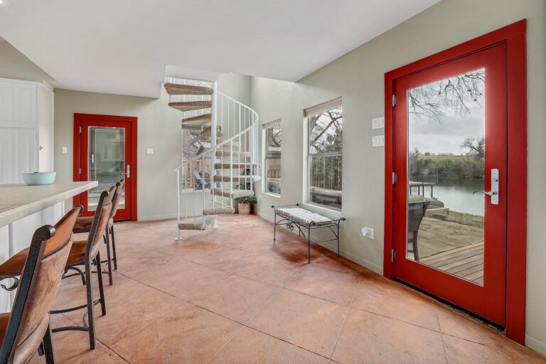 1100 Long Mountain Dr007 11226388 768x512