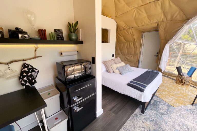 614282d46e4beab79615fcab missing dome2 morii kitchen bed p 3200 768x512