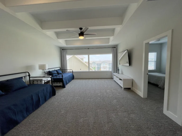 a82d7b26.f10 768x576