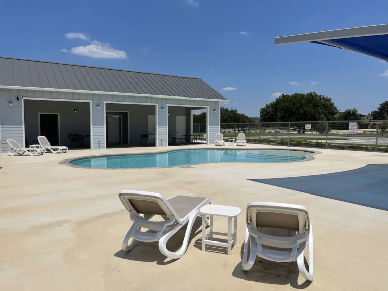 c26d4e3d.f10 768x576