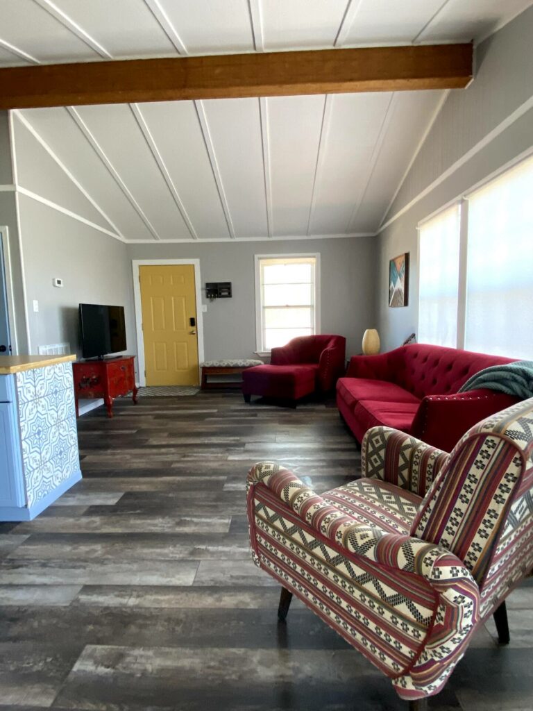 197f5842 5264 4b19 9ecd 36a4949d326f 768x1024