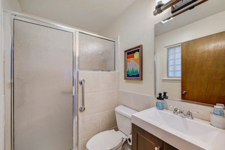 fa5d42d6.f10 768x512