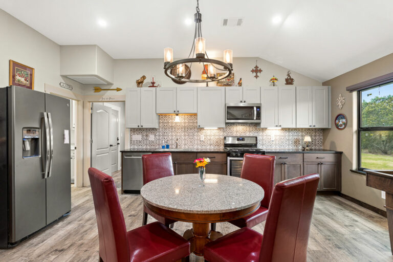 85e3b91d b6f4 4b3d bf29 36eb56356132 768x512