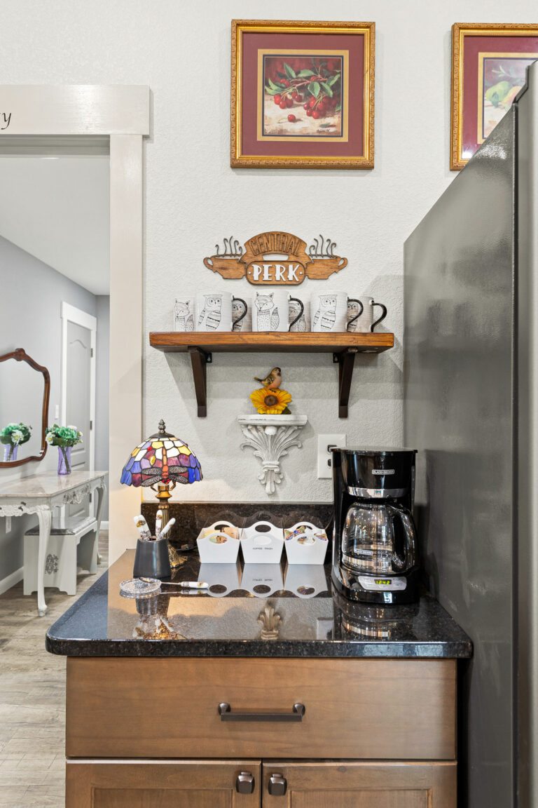 d15bad8a c0ff 43a0 8985 d7034577c3be 768x1152