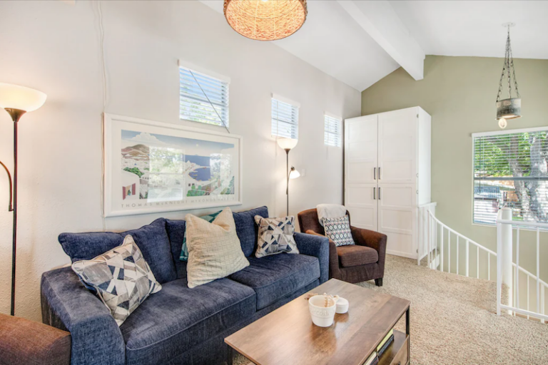 Screenshot 2023 03 18 at 6.24.13 PM 768x512