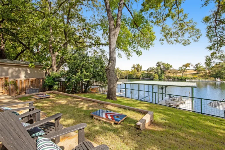 230b7d23.f10 768x512