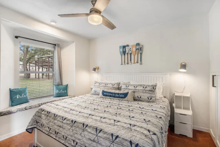 King Bedroom Downstairs King Bedroom Downstairs