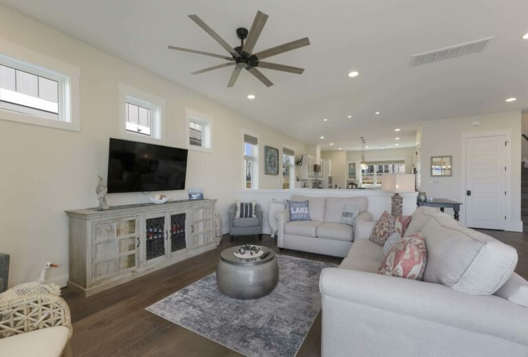 a0F4P00000RIWtGUAX 768x519