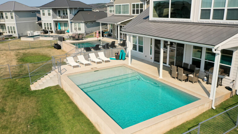 image 160901436 768x432