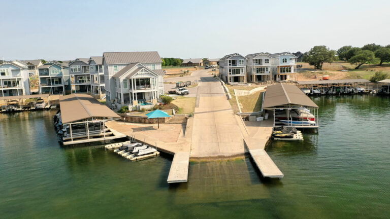 image 160901438 768x432