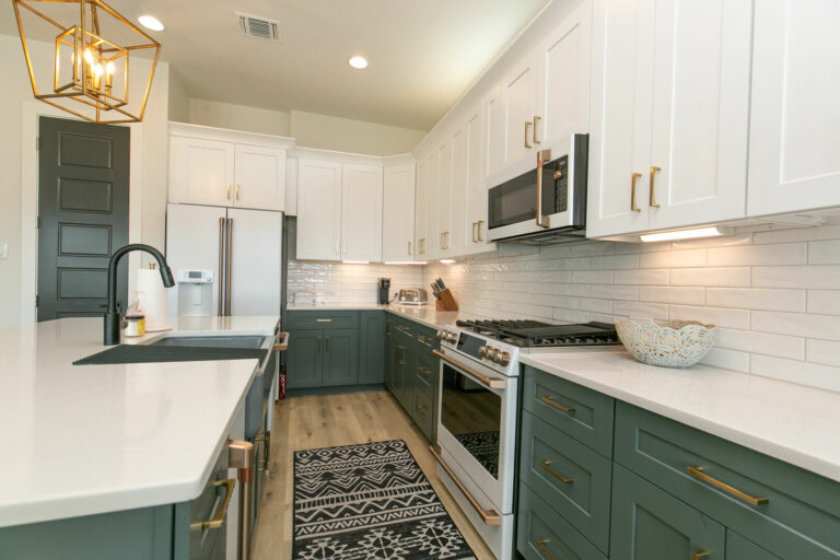 image 160901451 768x512