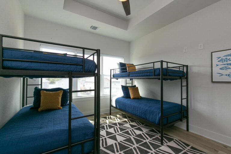 image 160901460 768x512