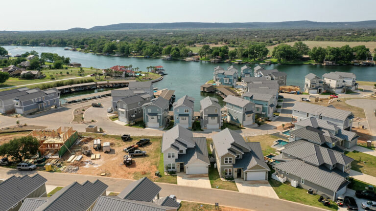 image 160901431 768x432