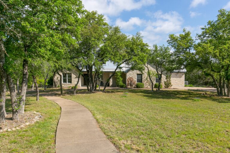 341c5aed b63c 4395 b3a8 542a990533eb 768x512