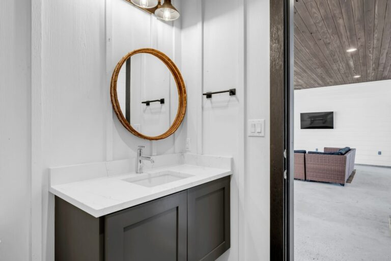 axy627qioquhyqxyuars 768x512