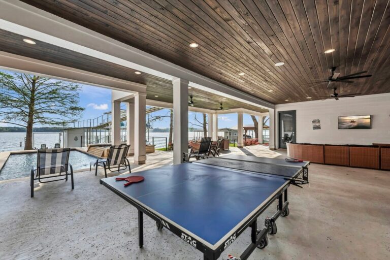 huy8ux9i3s1gsfxzrmds 768x512