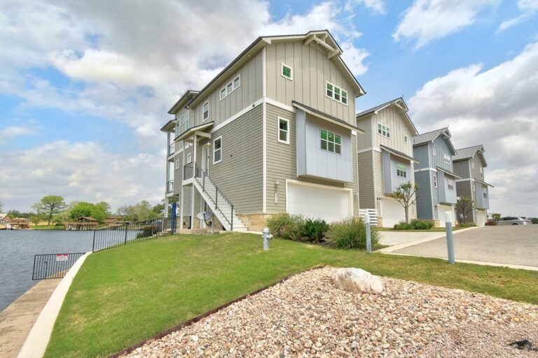 rtoiwocdxi6vxjj30fvn 768x512