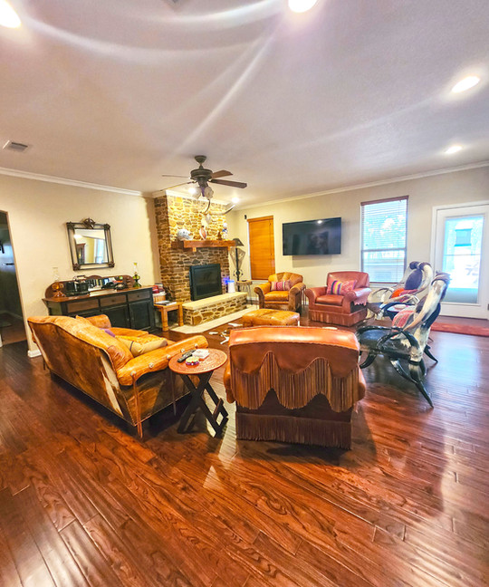 2f56e6 b7e52a30ac9848debb75fb9f5d42de46mv2