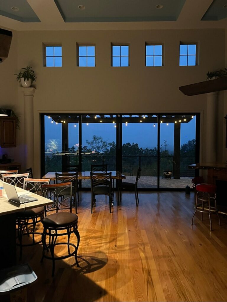 8be63835 5e3c 48a5 9495 9a0780d2da18 768x1024