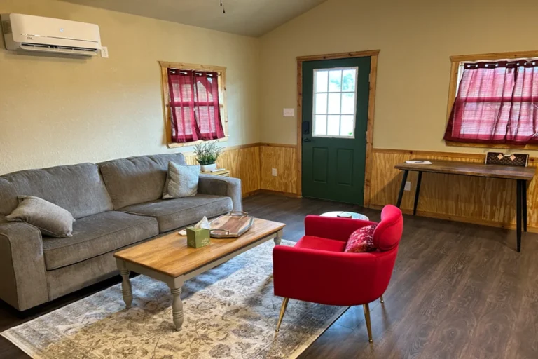 Vino Tramonto Cabin Rentals Pinot 2 768x512