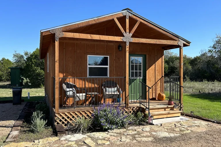Vino Tramonto Cabin Rentals Zinfandel 1 768x512