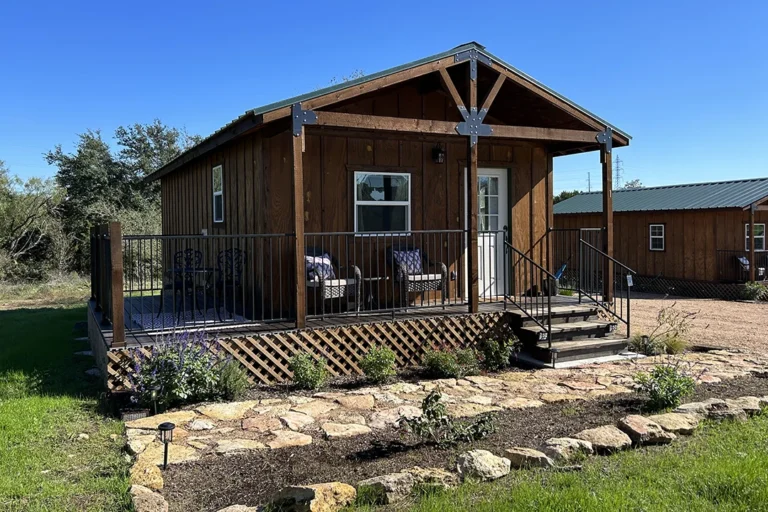 Vino Tramonto Cabin Rentals Chardonnay 1 768x512