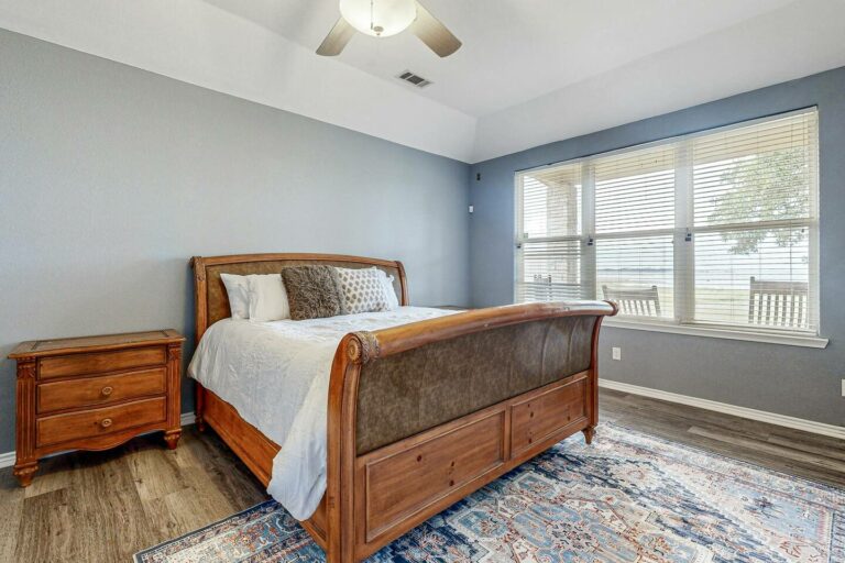 14ef49f8 0b02 41e9 9ba0 19f9e6d4f0d1 768x512