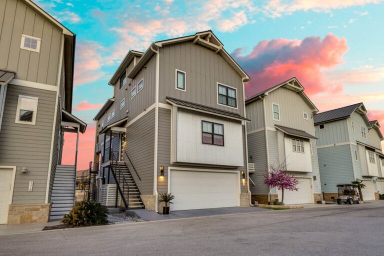 be714985 1972 47b5 8560 dc0ecf38679e 768x512