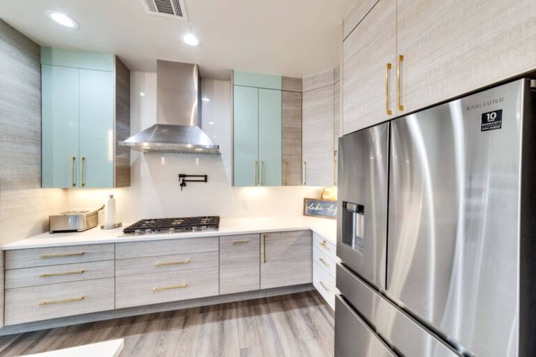 dcf9ba28 2393 476d 85fe 5dcb6a587a47 768x512