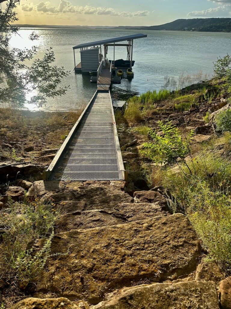 5da15828 9aaa 4d19 81f8 b8152d74d570 768x1024