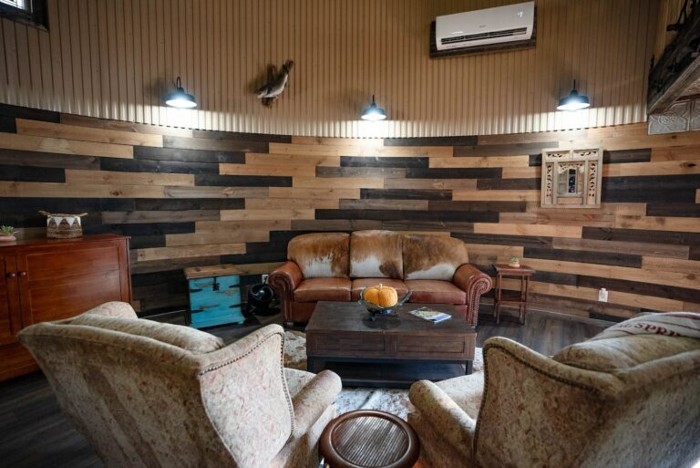 932b5456 de03 47fb a1d8 ca24cb4d6879 768x513