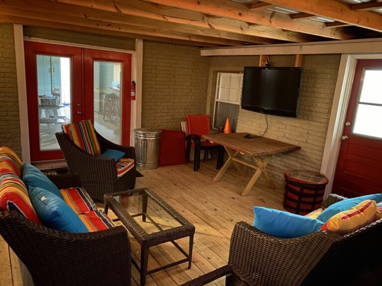 410Stanely living2 768x576