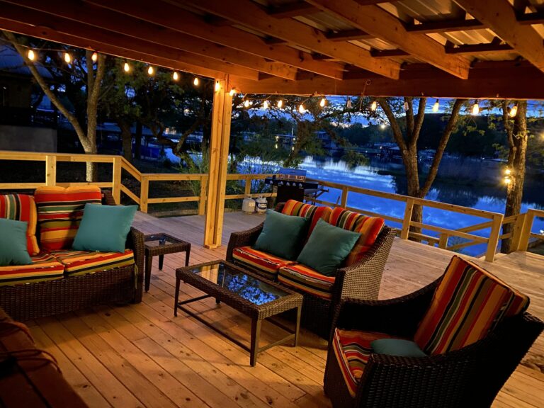 410Stanley back porch lights 768x576