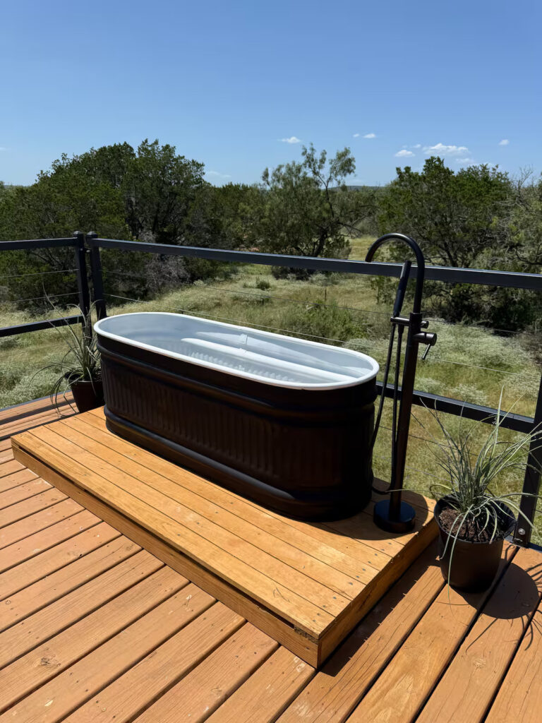 LLCH roof tub 768x1024