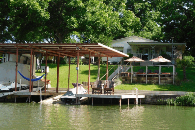 Size 2 Turkey by water Adobe 1 768x512