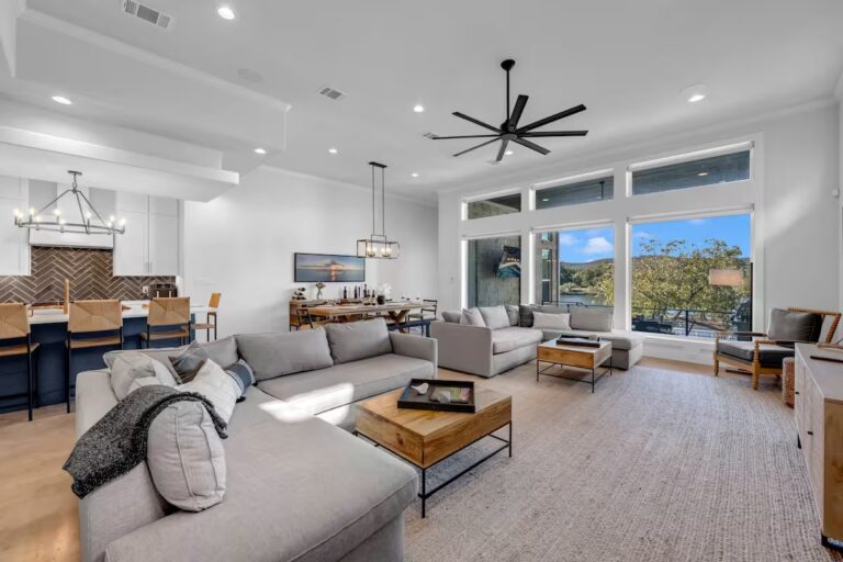 waterside living 768x512